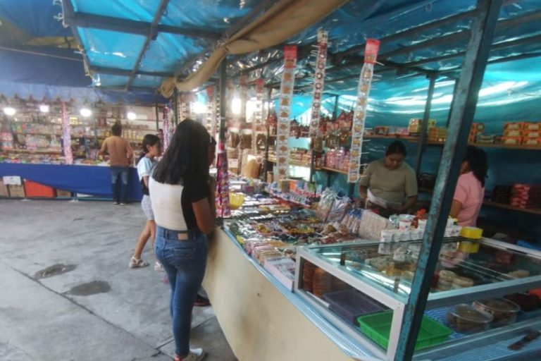 Arribaron, los tradicionales puestecitos en Papantla